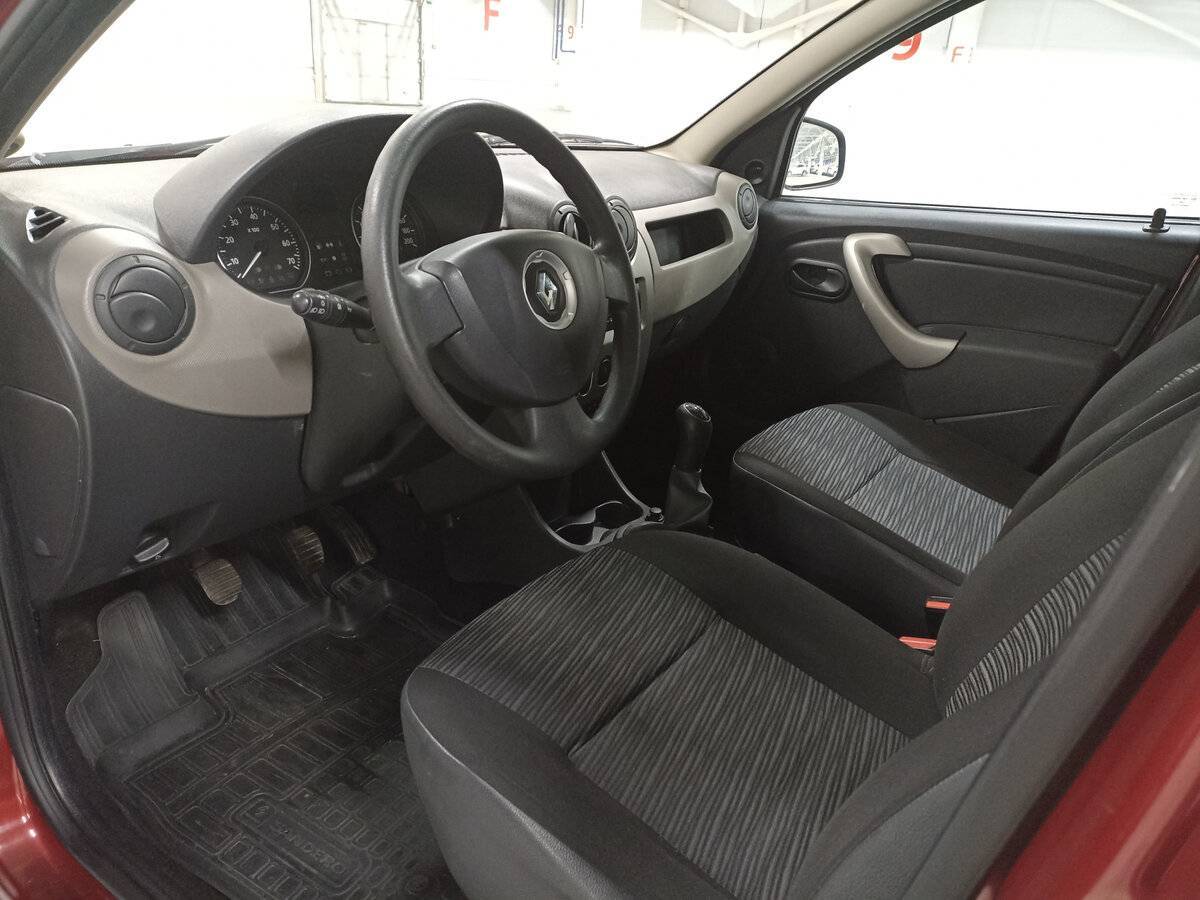 Купить Renault Sandero с пробегом. Фото: #15