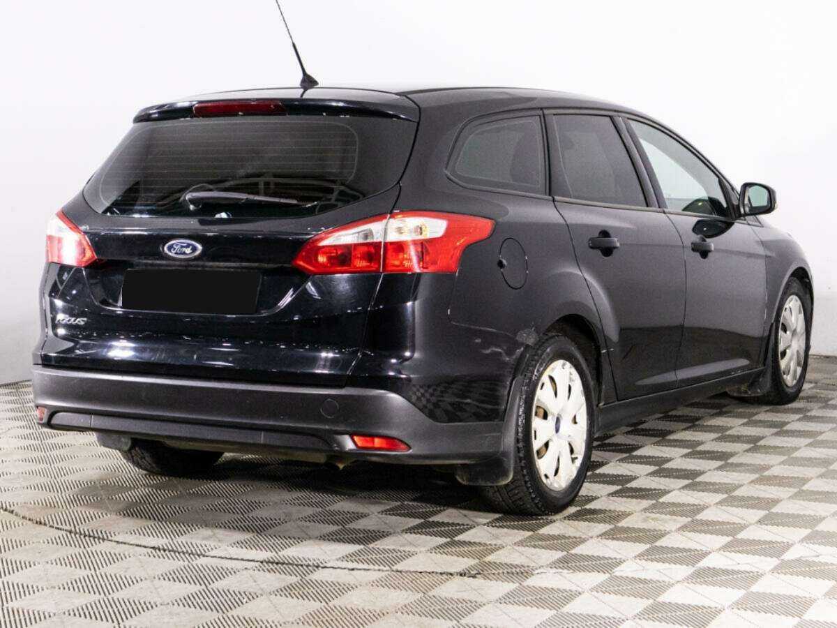 Купить Ford Focus с пробегом. Фото: #4