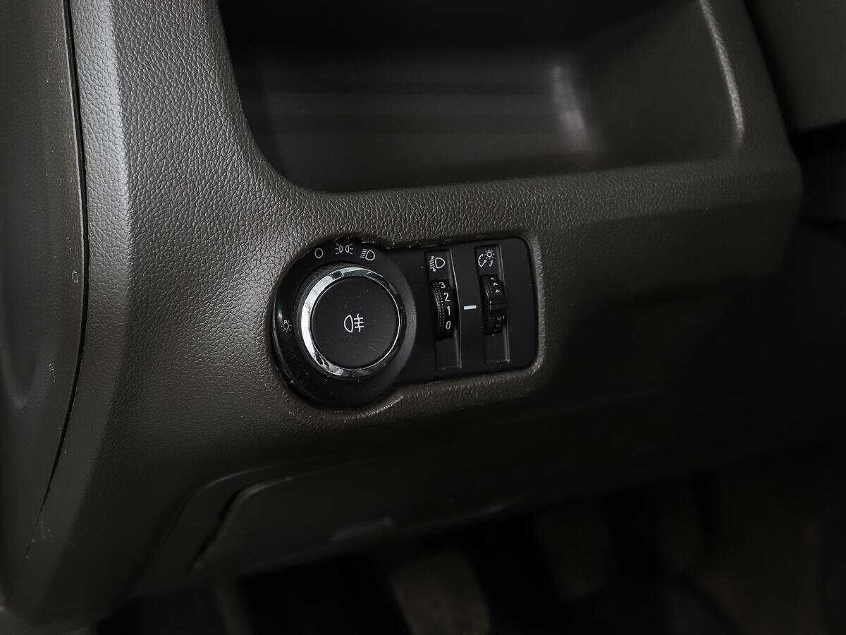 Купить Chevrolet Cobalt с пробегом. Фото: #14