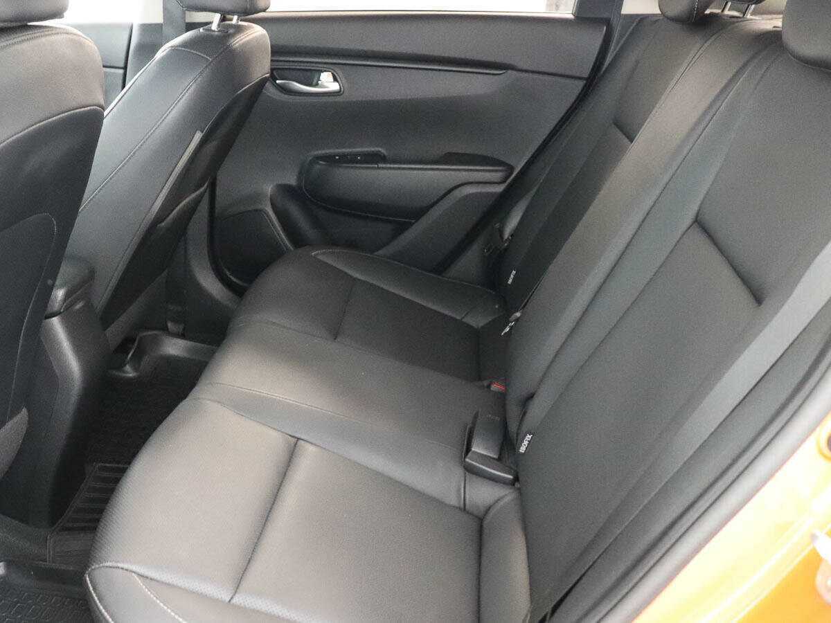 Купить Kia Rio с пробегом. Фото: #8