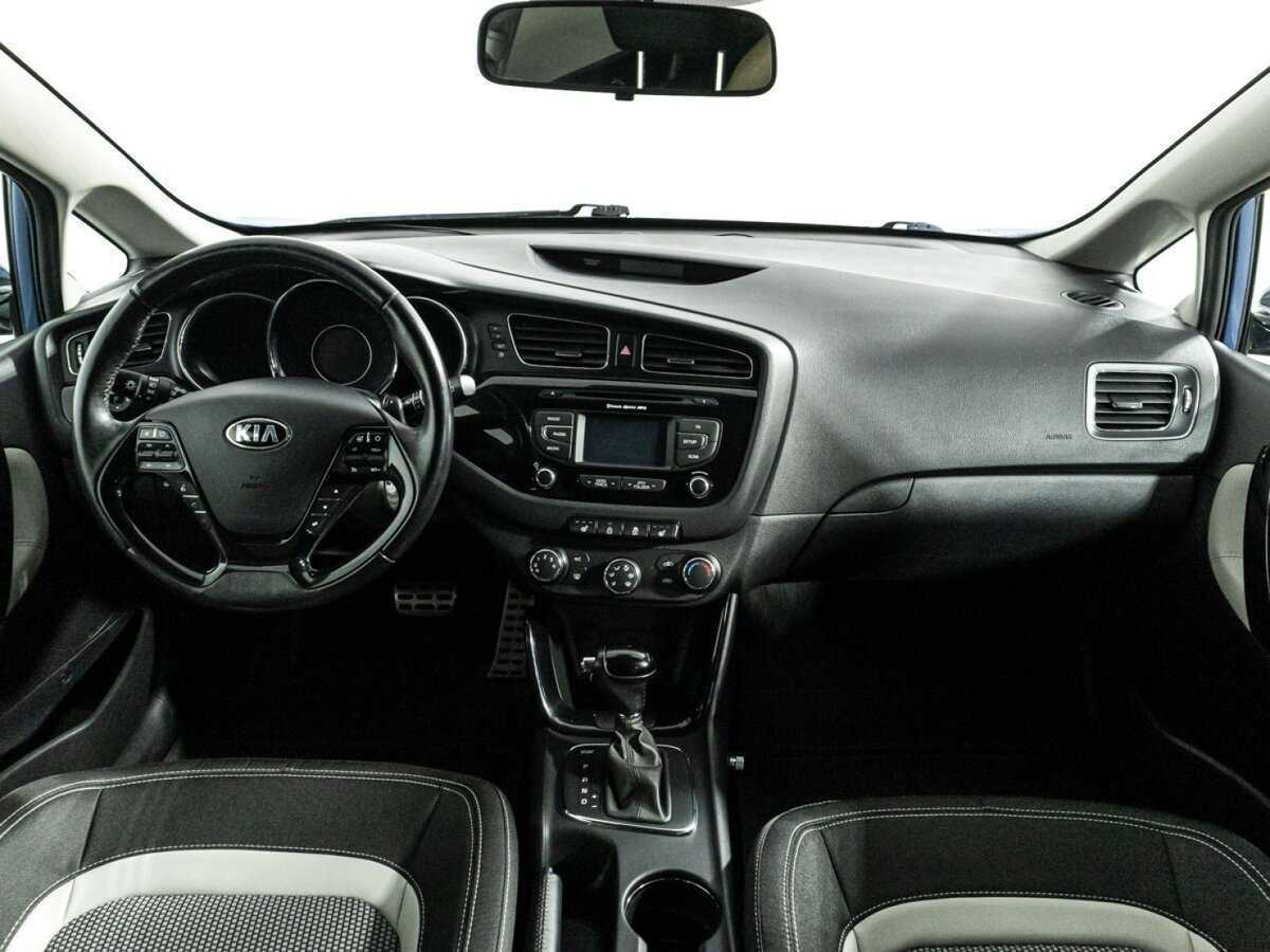 Купить Kia Ceed с пробегом. Фото: #12