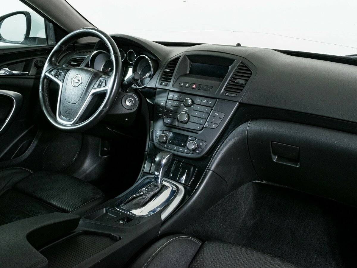 Купить Opel Insignia с пробегом. Фото: #9