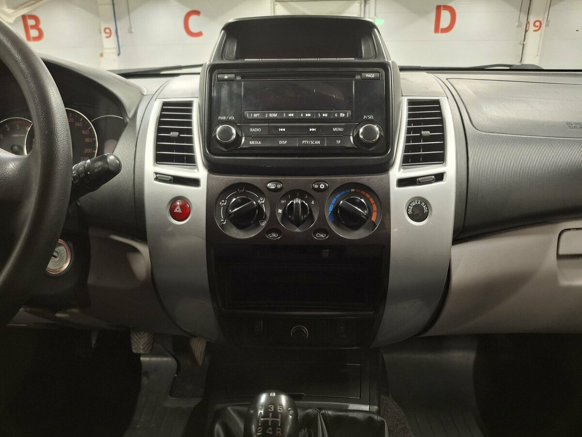 Купить Mitsubishi Pajero Sport с пробегом. Фото: #14