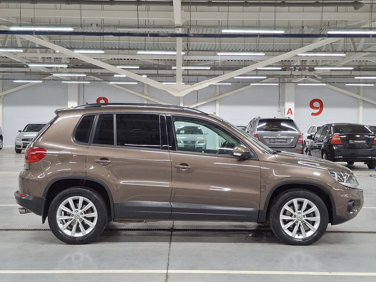 Купить Volkswagen Tiguan с пробегом. Фото: #3
