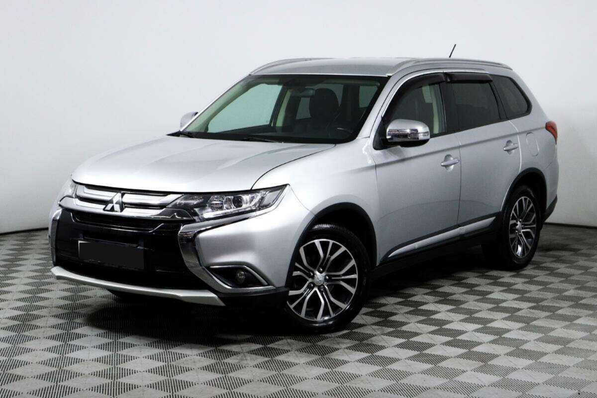 Купить Mitsubishi Outlander с пробегом. Фото: #0