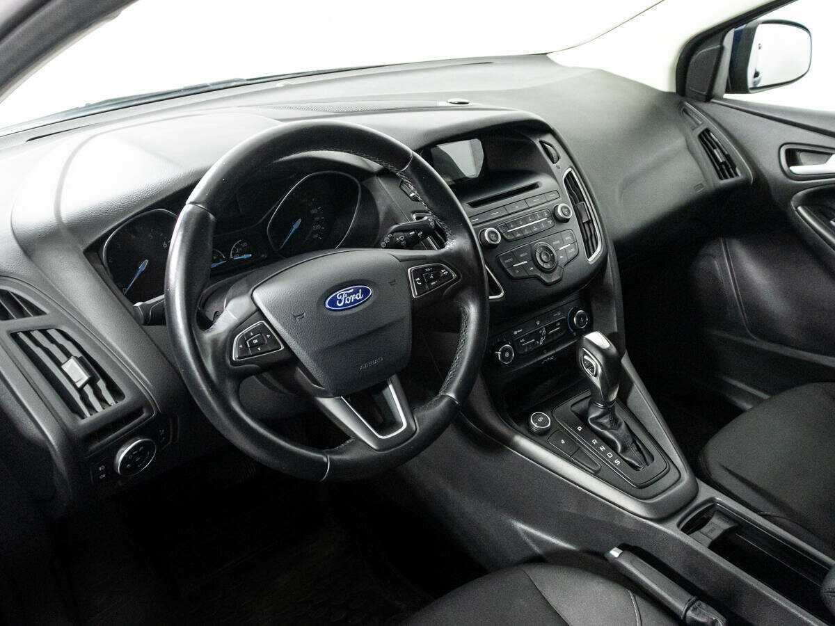 Купить Ford Focus с пробегом. Фото: #10