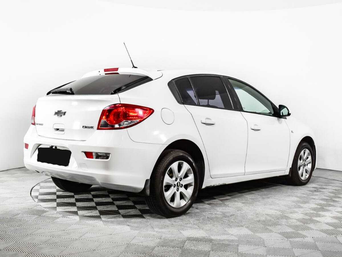 Купить Chevrolet Cruze с пробегом. Фото: #4