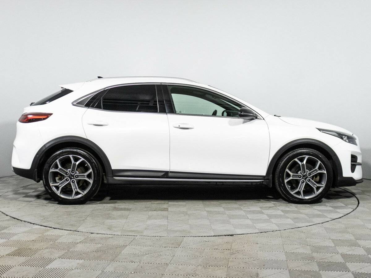 Купить Kia XCeed с пробегом. Фото: #3