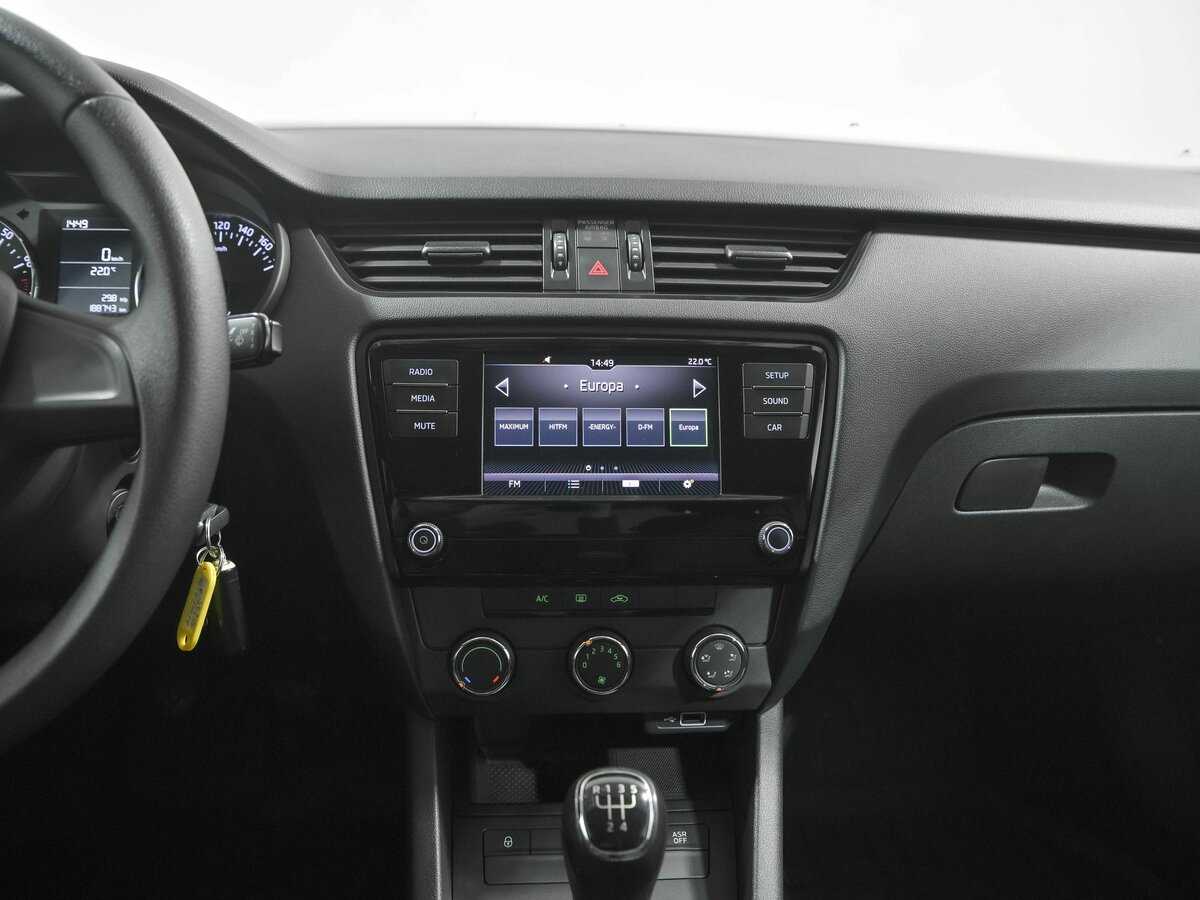 Купить Skoda Octavia с пробегом. Фото: #7