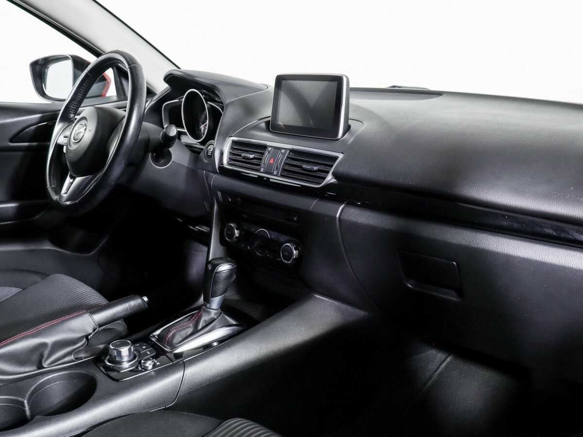Купить Mazda 3 с пробегом. Фото: #5
