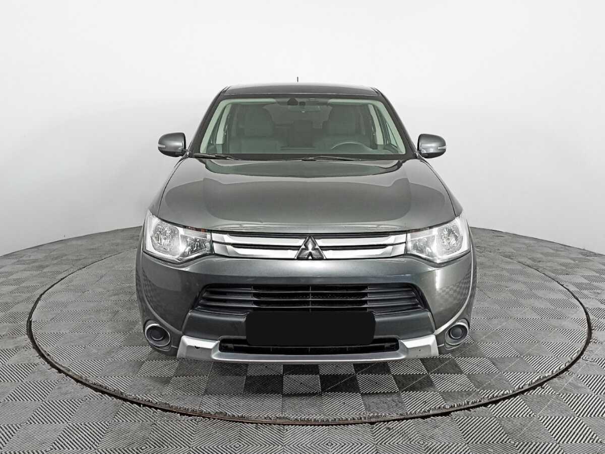 Купить Mitsubishi Outlander с пробегом. Фото: #1