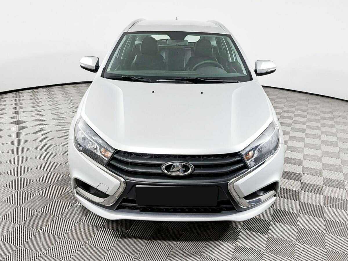Купить Lada (ВАЗ) Vesta с пробегом. Фото: #1