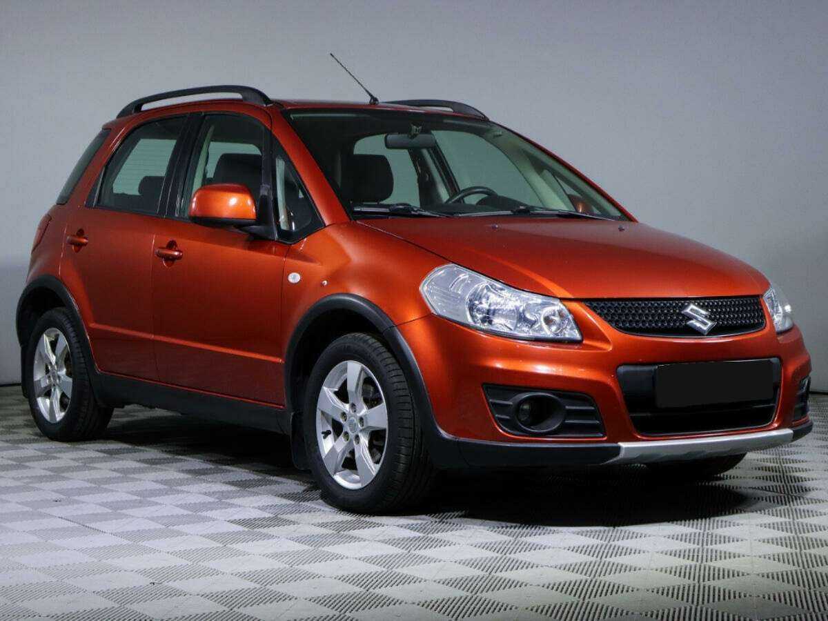 Купить Suzuki SX4 с пробегом. Фото: #2