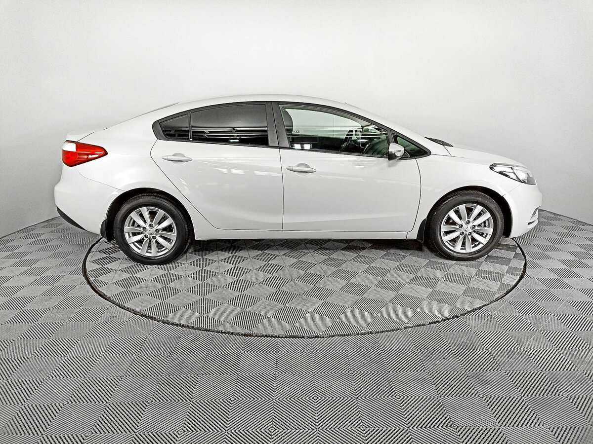 Купить Kia Cerato с пробегом. Фото: #3
