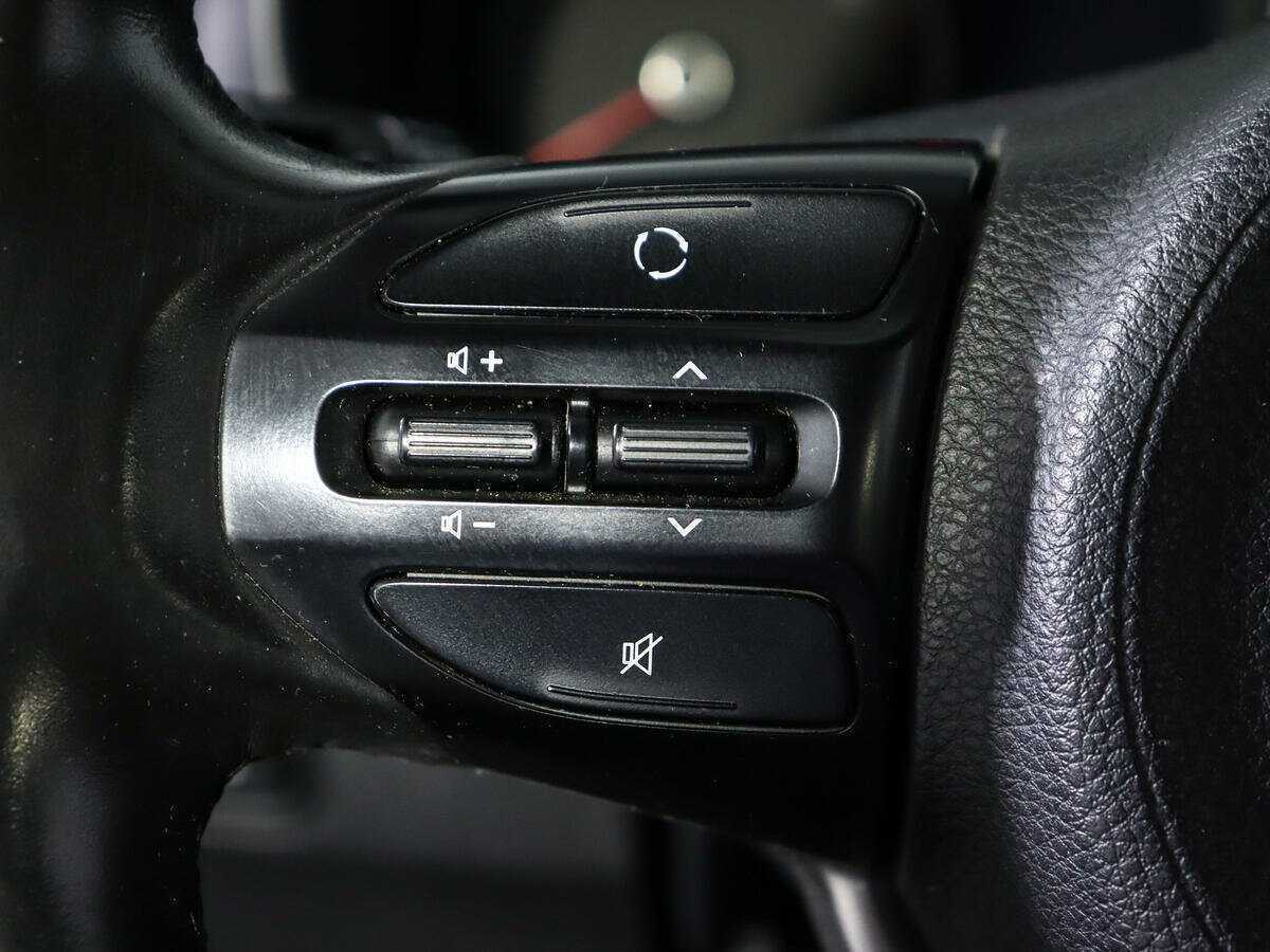 Купить Kia Rio с пробегом. Фото: #14