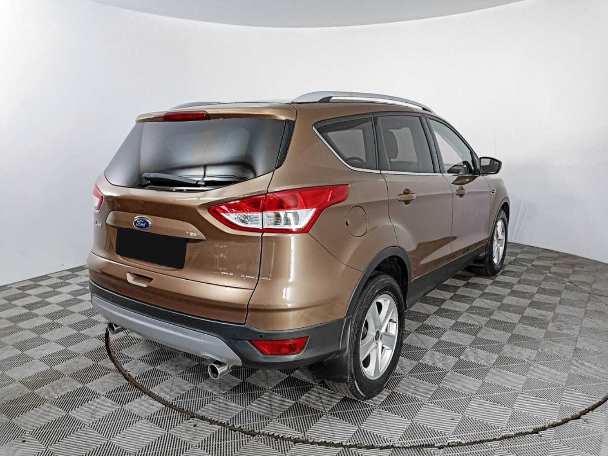 Купить Ford Kuga с пробегом. Фото: #3