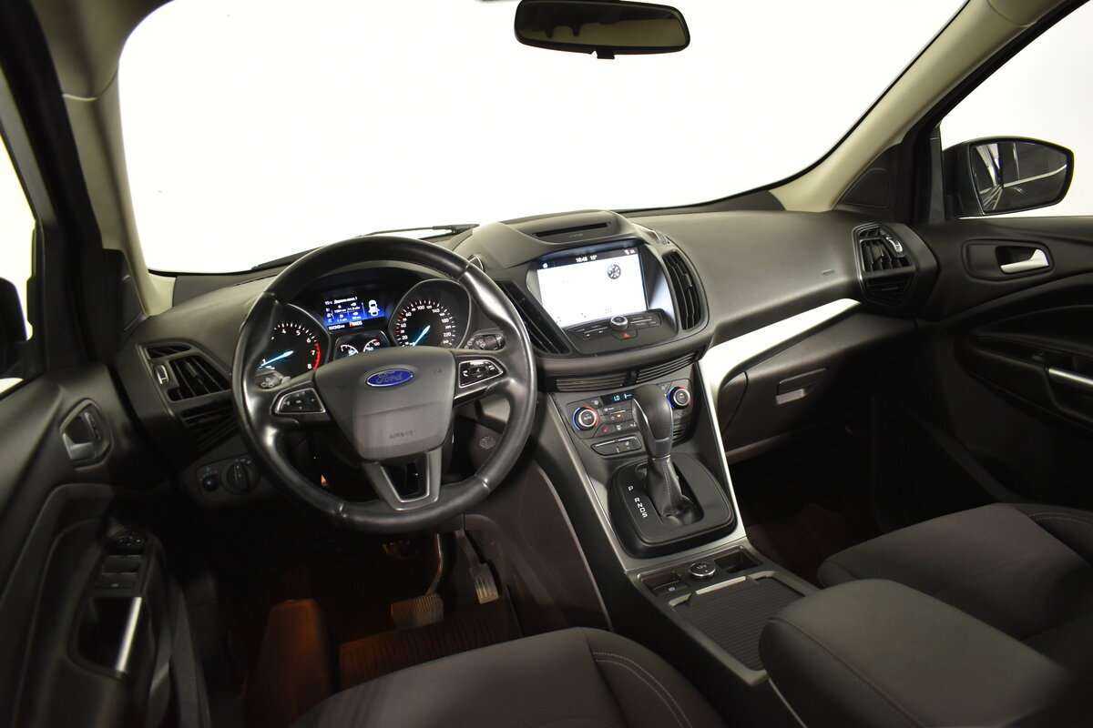 Купить Ford Kuga с пробегом. Фото: #10