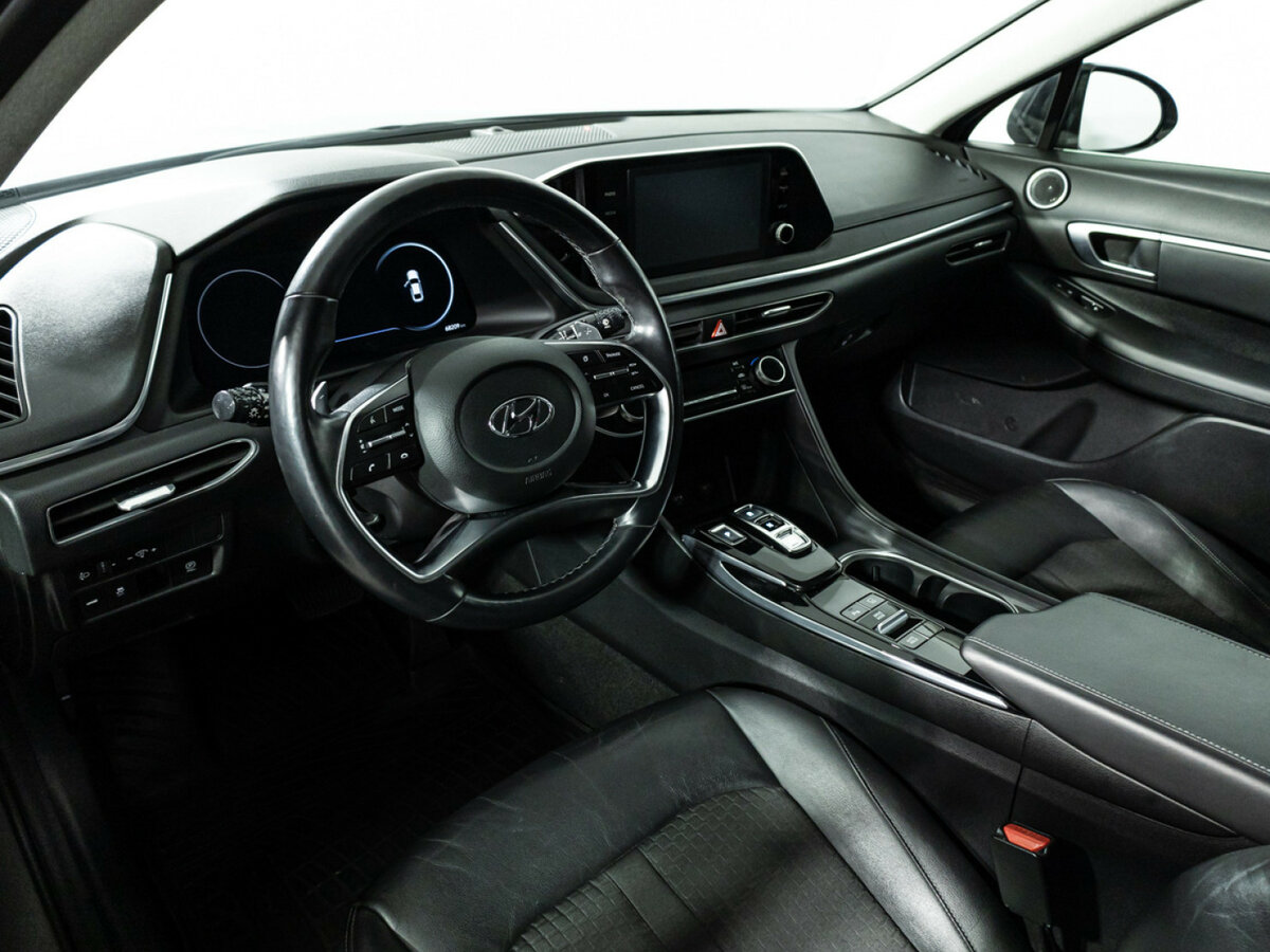 Купить Hyundai Sonata с пробегом. Фото: #8