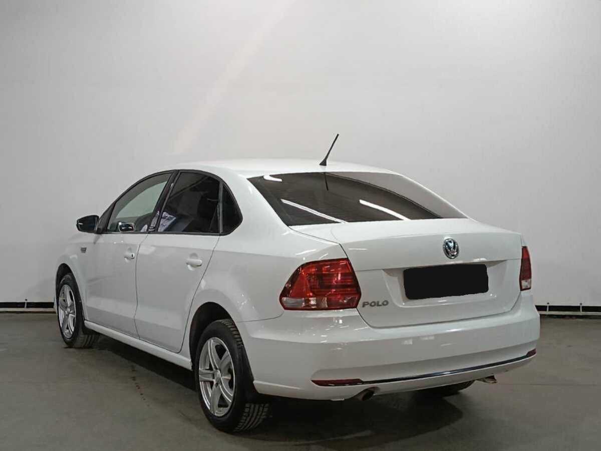 Купить Volkswagen Polo с пробегом. Фото: #7