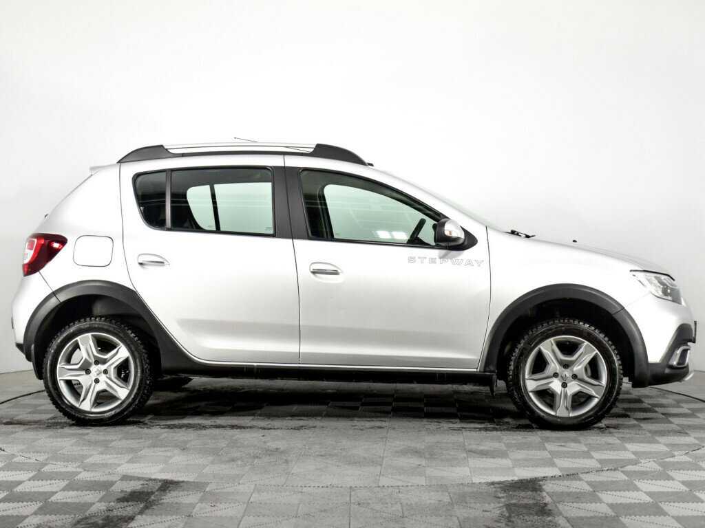 Купить Renault Sandero с пробегом. Фото: #3