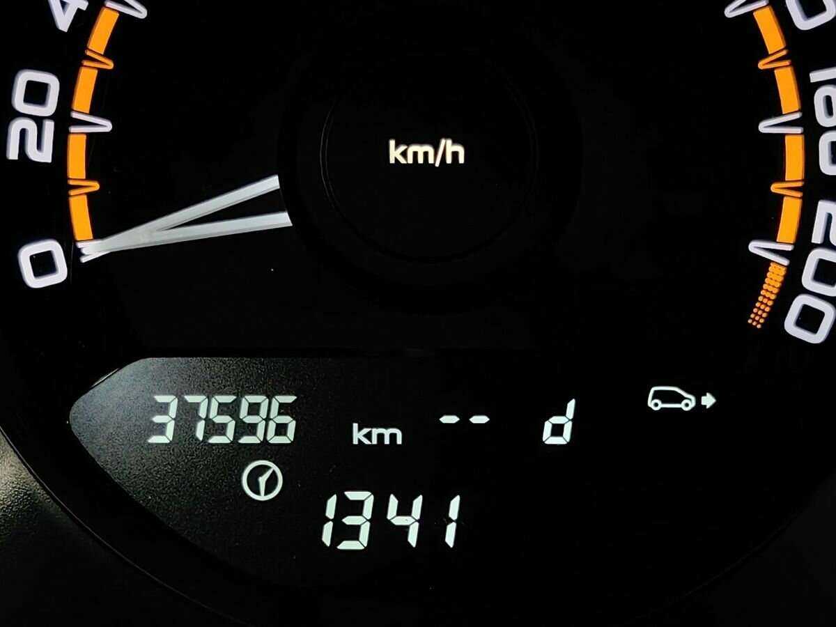 Купить Lada (ВАЗ) Vesta с пробегом. Фото: #15