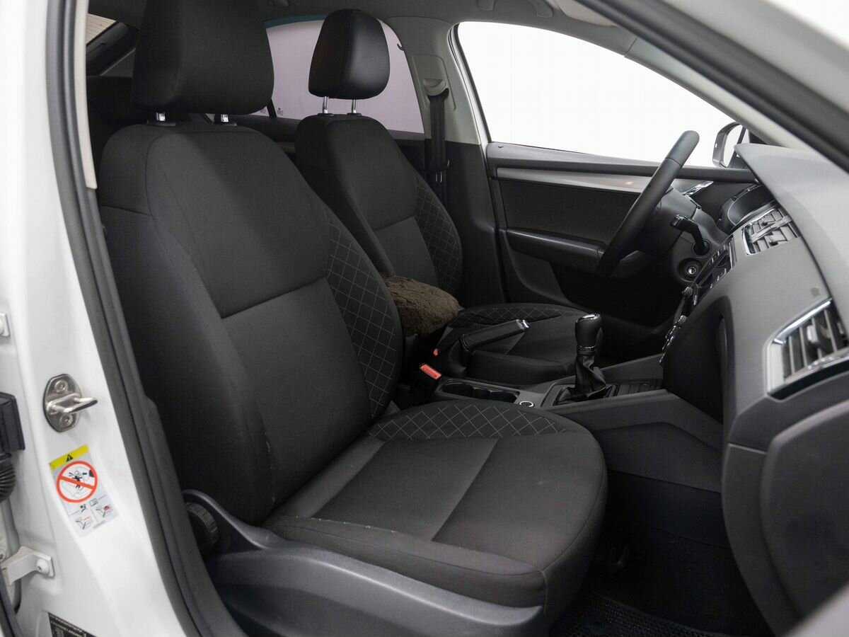 Купить Skoda Octavia с пробегом. Фото: #12