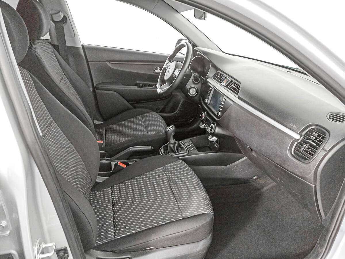 Купить Kia Rio с пробегом. Фото: #8