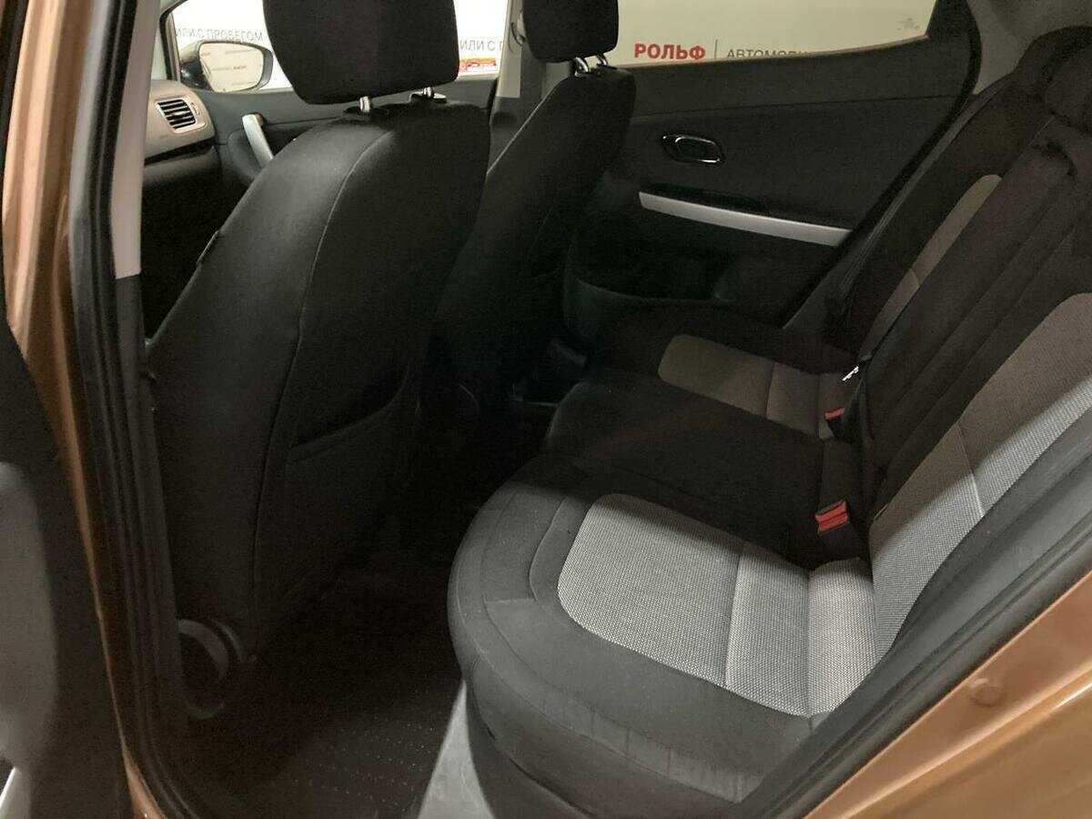 Купить Kia Ceed с пробегом. Фото: #9