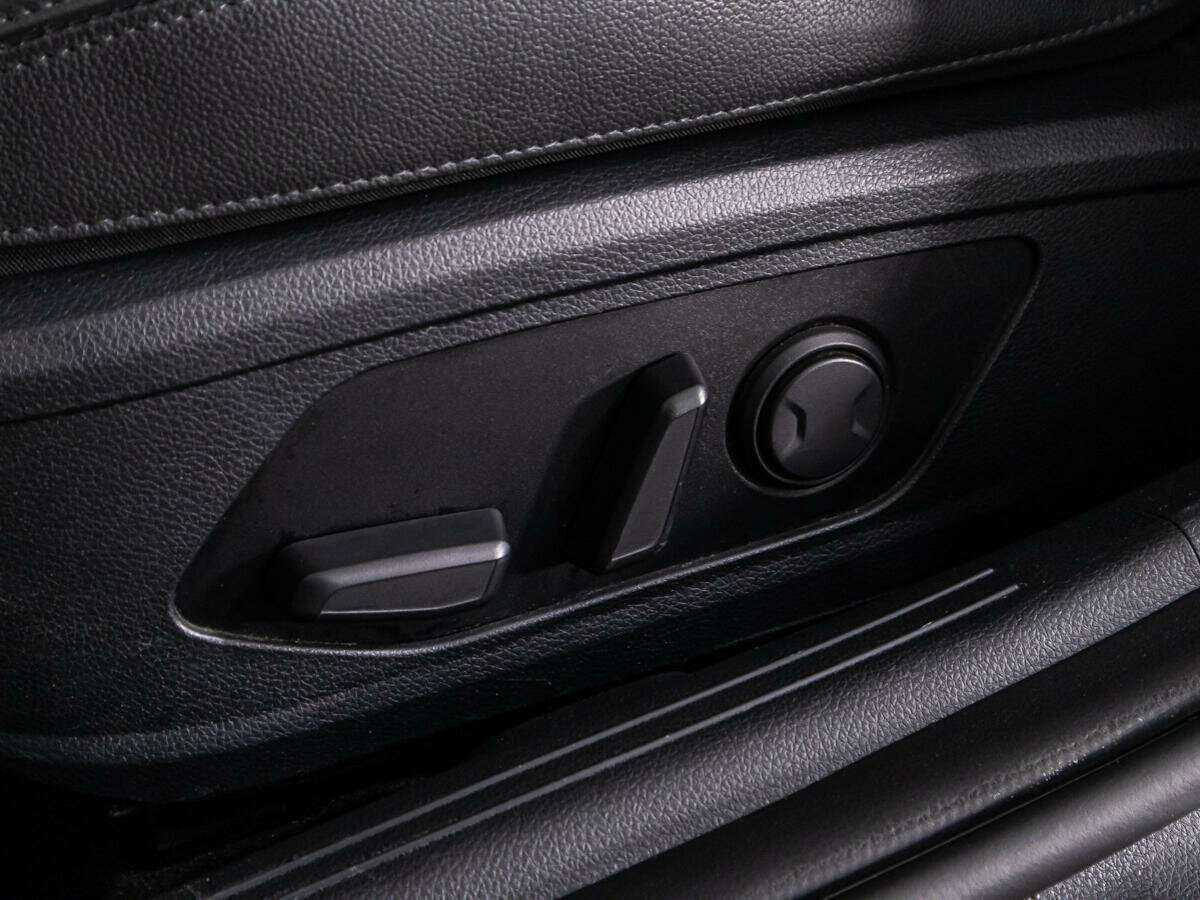 Купить Kia K5 с пробегом. Фото: #18