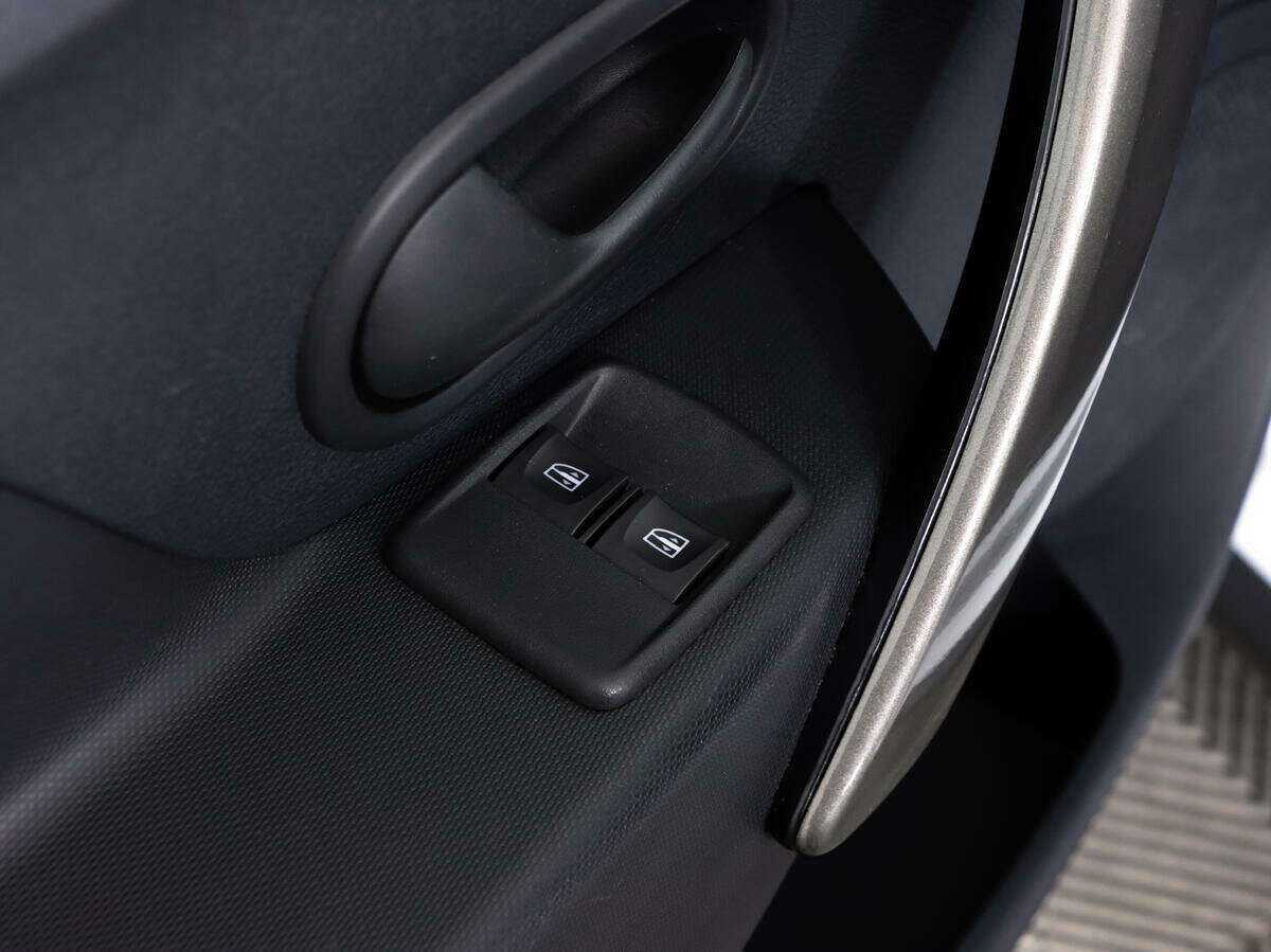 Купить Renault Logan с пробегом. Фото: #12