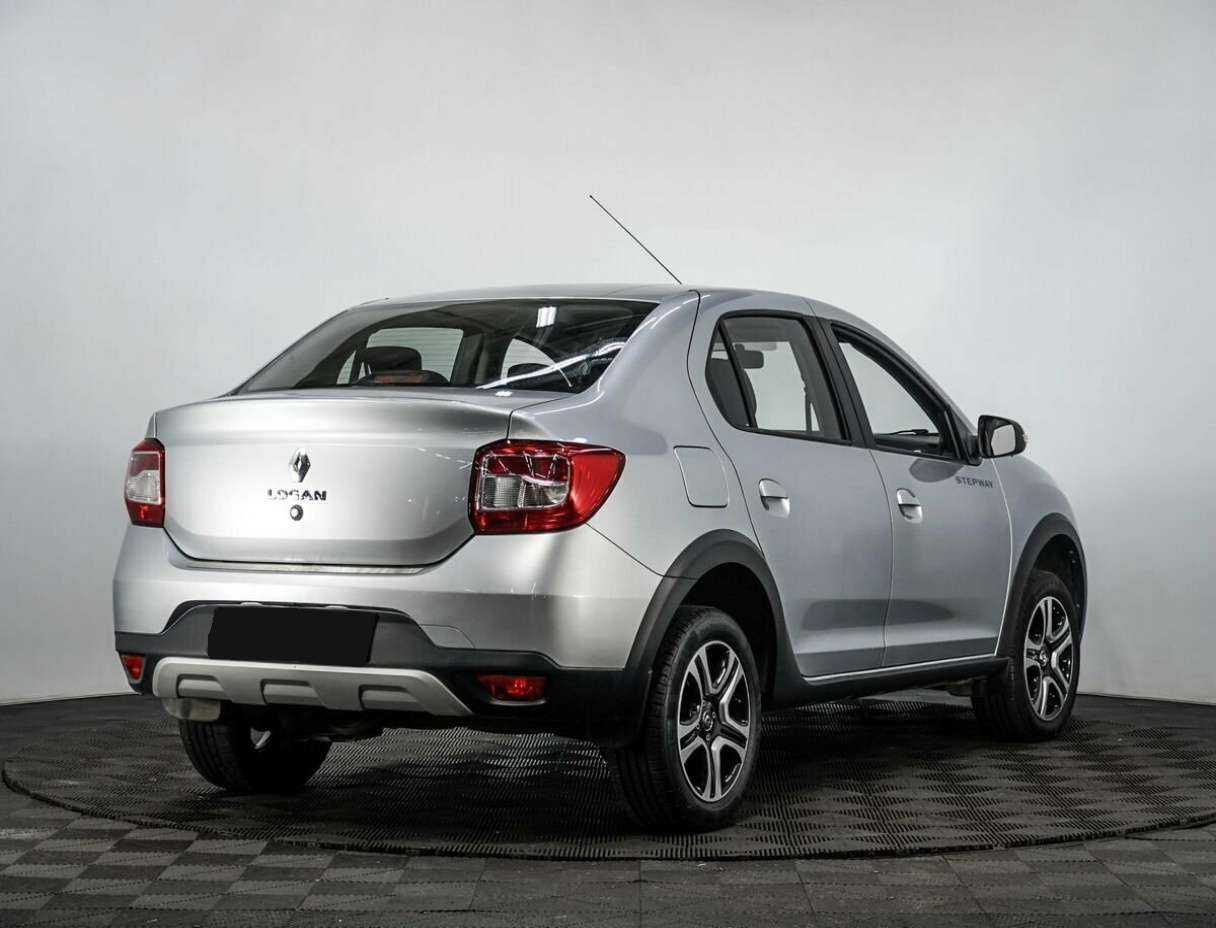 Купить Renault Logan с пробегом. Фото: #2