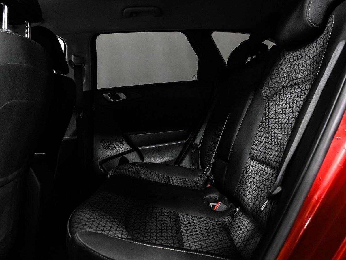 Купить Kia Ceed с пробегом. Фото: #12