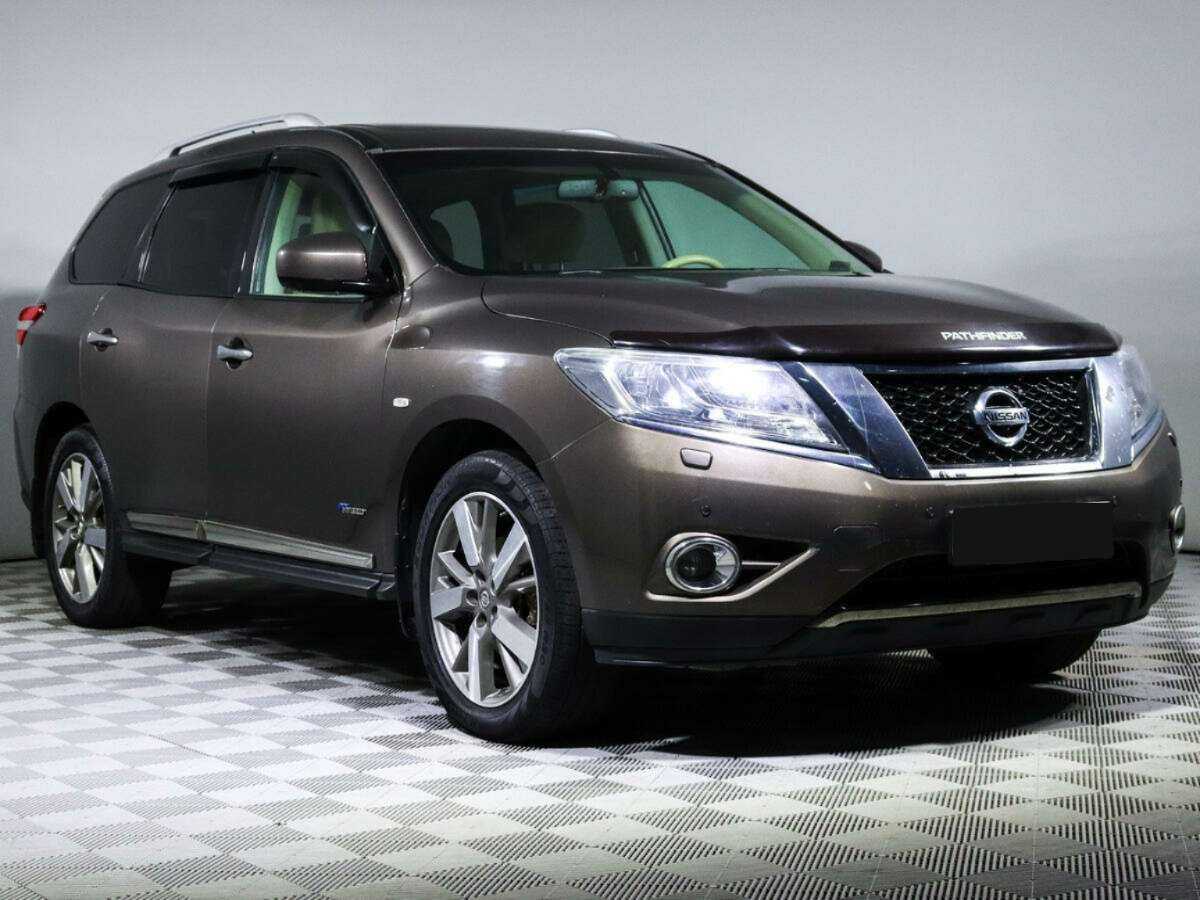 Купить Nissan Pathfinder с пробегом. Фото: #2