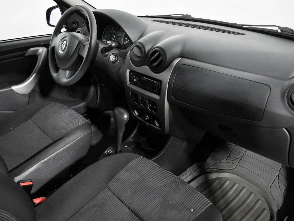 Купить Renault Logan с пробегом. Фото: #12