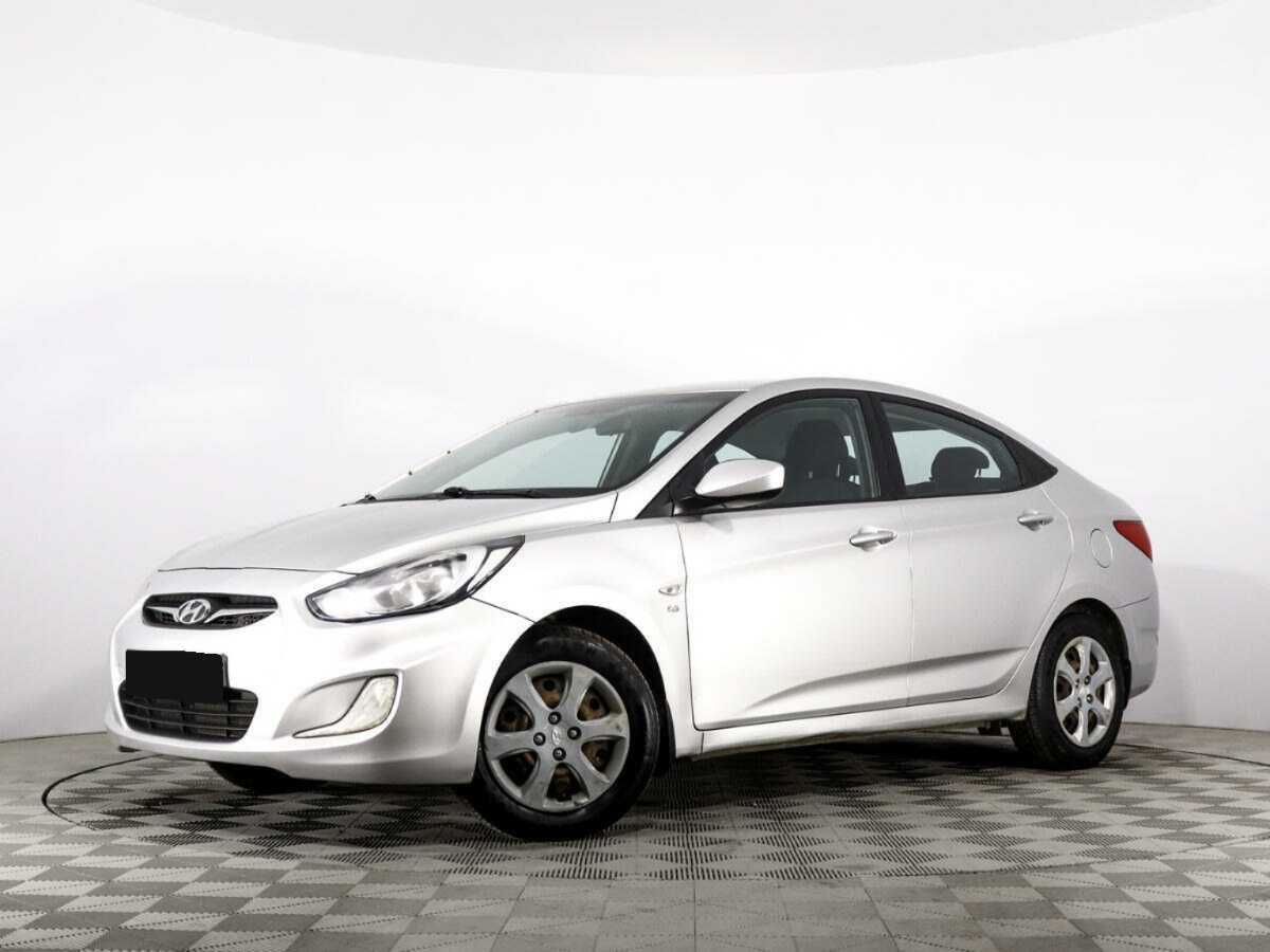Купить Hyundai Solaris с пробегом. Фото: #0