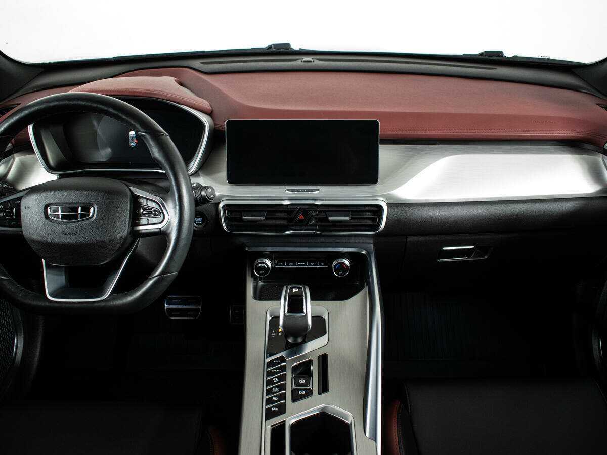 Купить Geely Coolray с пробегом. Фото: #11