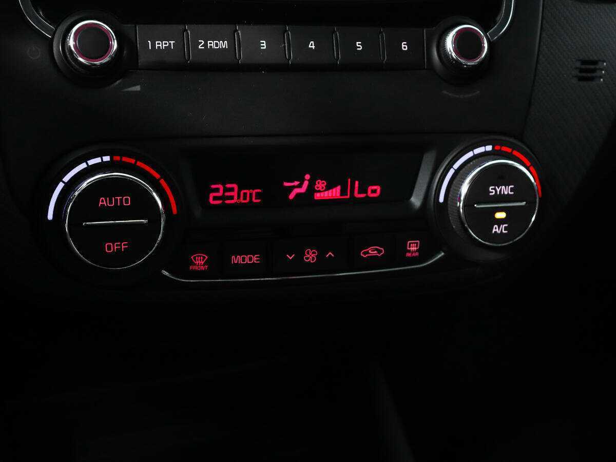 Купить Kia Cerato с пробегом. Фото: #16