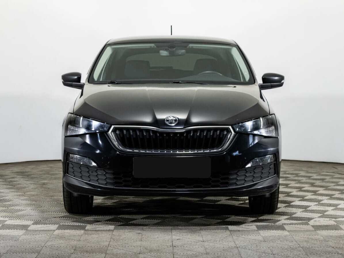 Купить Skoda Rapid с пробегом. Фото: #1
