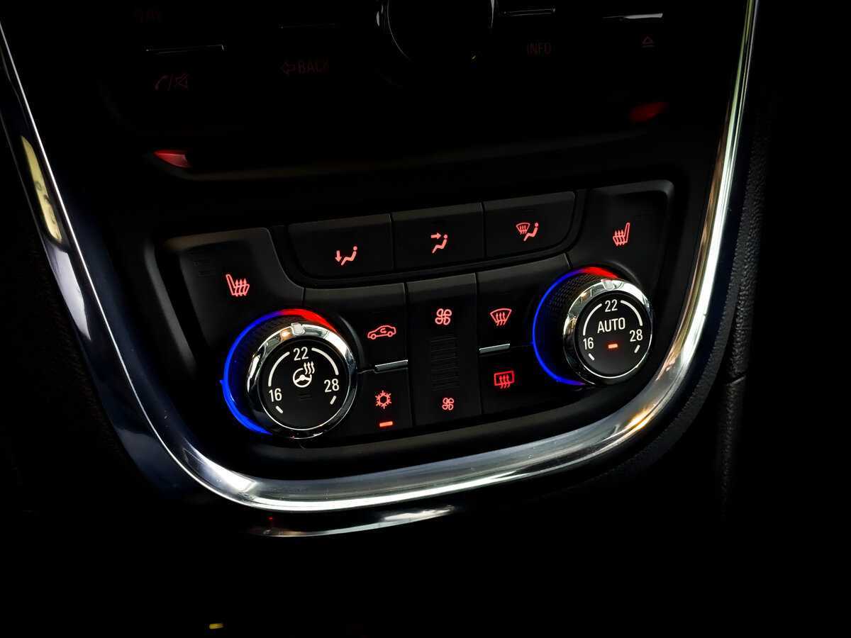 Купить Opel Mokka с пробегом. Фото: #24