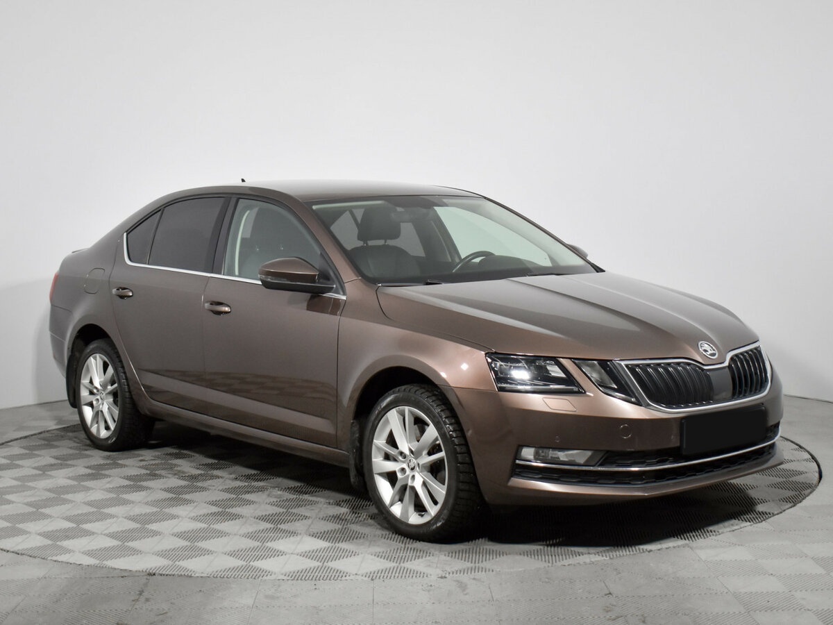 Купить Skoda Octavia с пробегом. Фото: #2