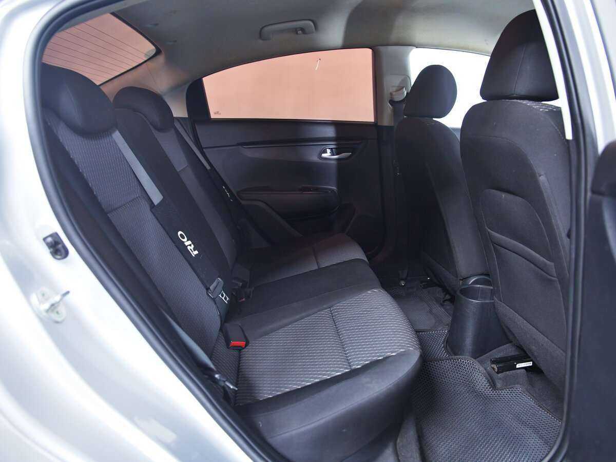 Купить Kia Rio с пробегом. Фото: #17