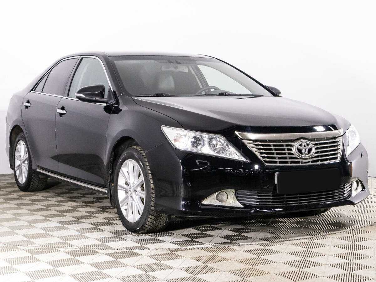 Купить Toyota Camry с пробегом. Фото: #2