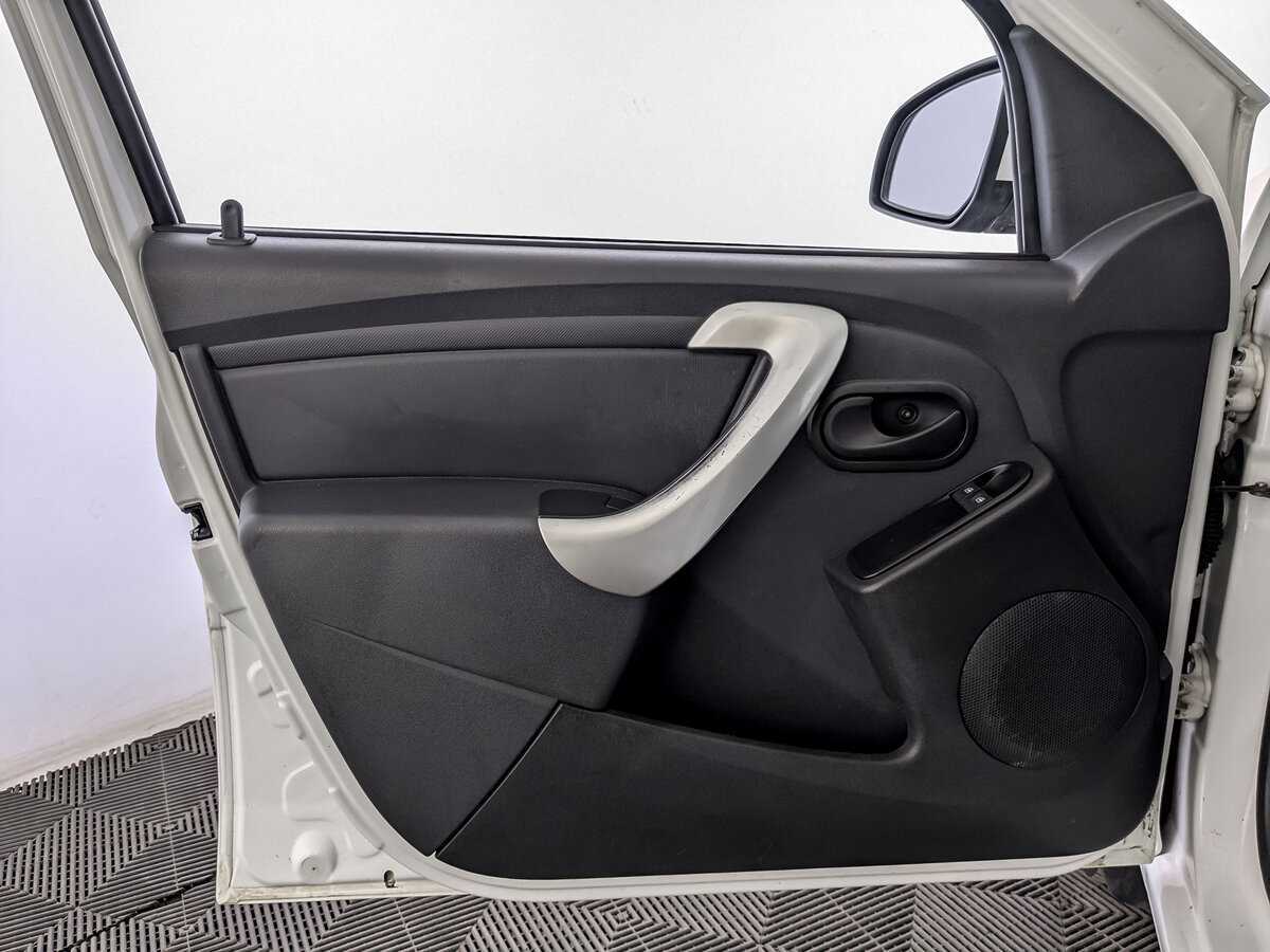 Купить Lada (ВАЗ) Largus с пробегом. Фото: #16