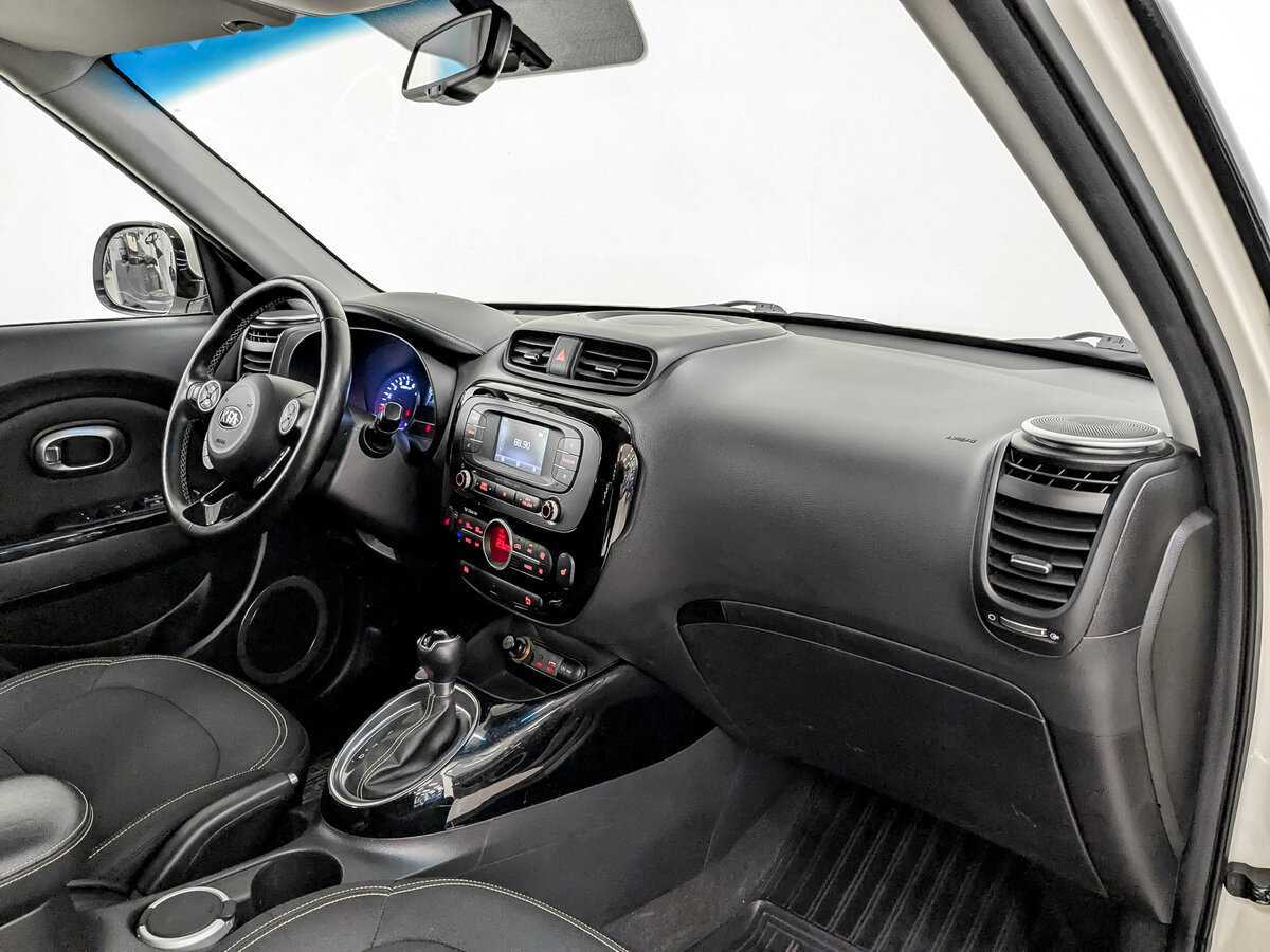 Купить Kia Soul с пробегом. Фото: #10