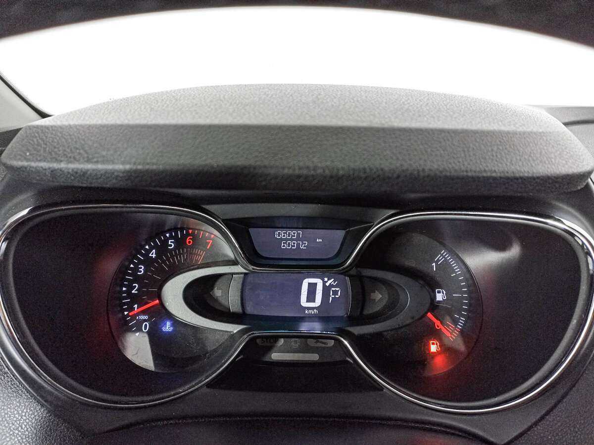 Купить Renault Kaptur с пробегом. Фото: #10