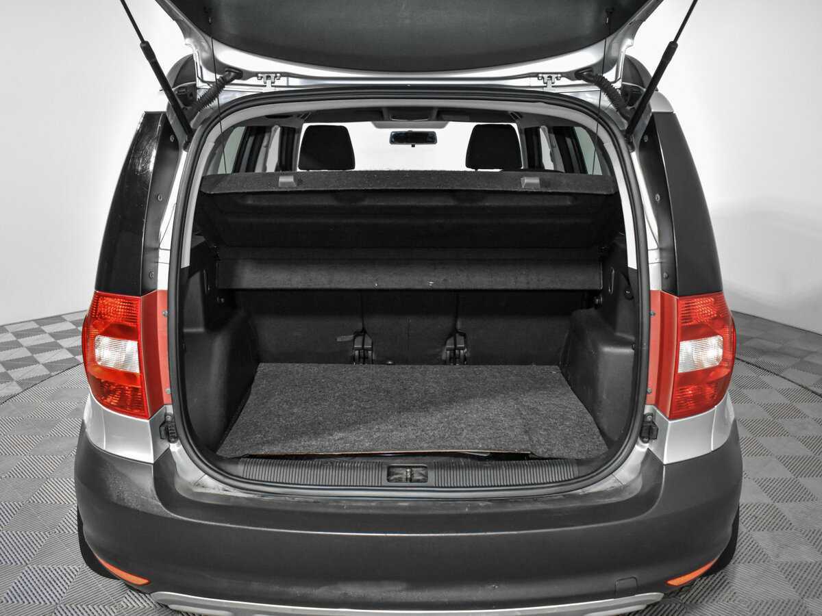 Купить Skoda Yeti с пробегом. Фото: #18