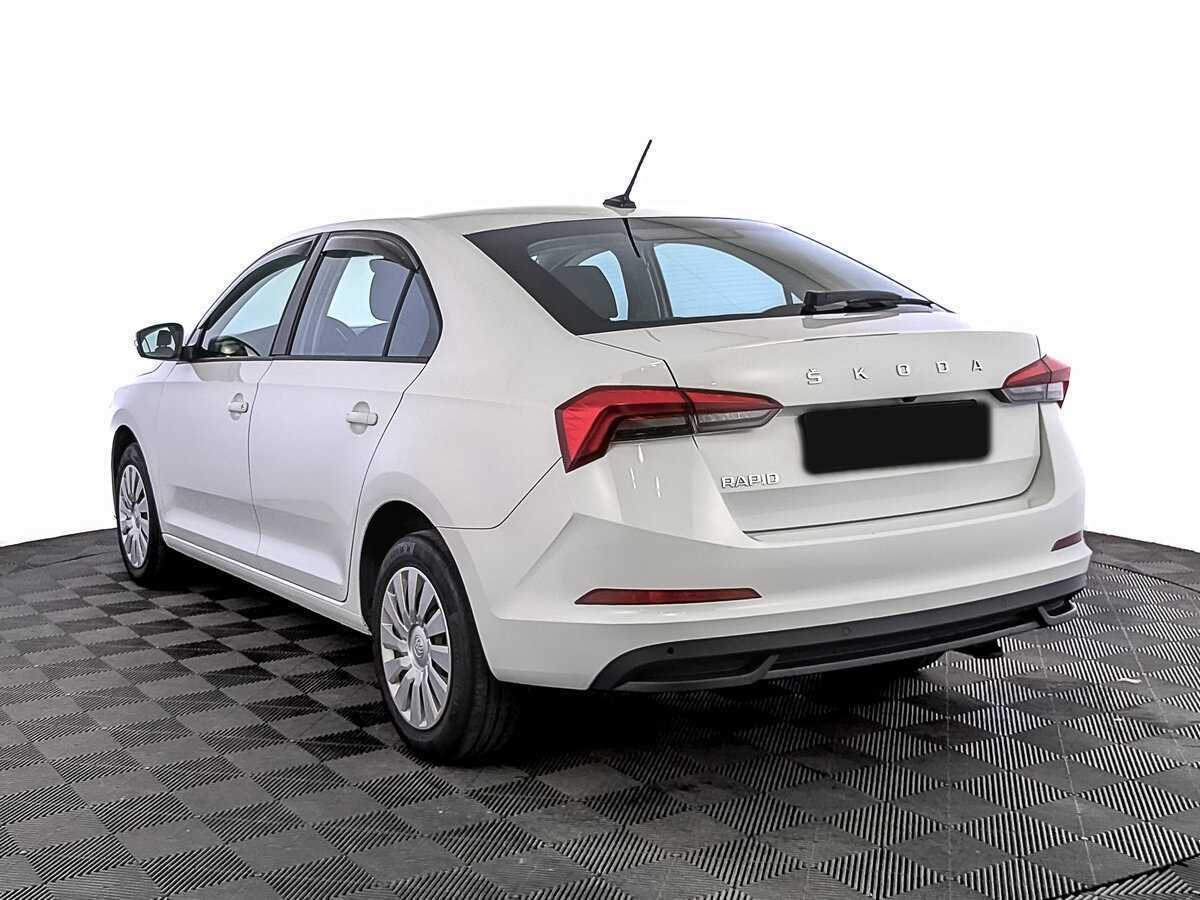 Купить Skoda Rapid с пробегом. Фото: #6