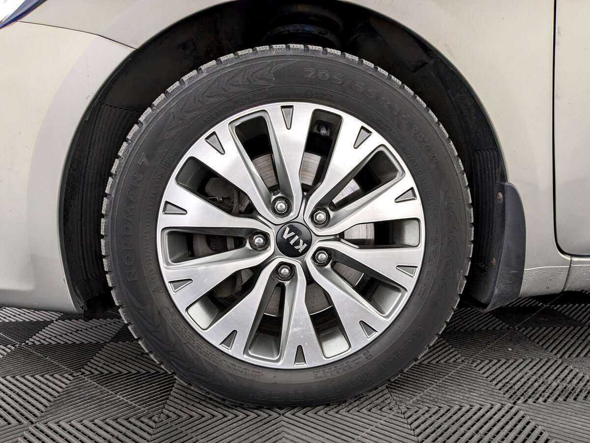 Купить Kia Ceed с пробегом. Фото: #17