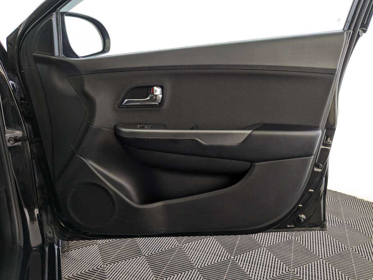 Купить Kia Rio с пробегом. Фото: #19