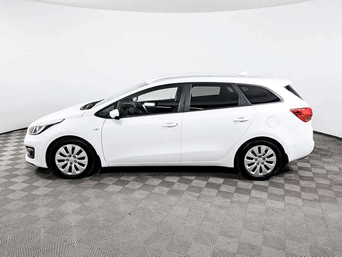 Купить Kia Ceed с пробегом. Фото: #6